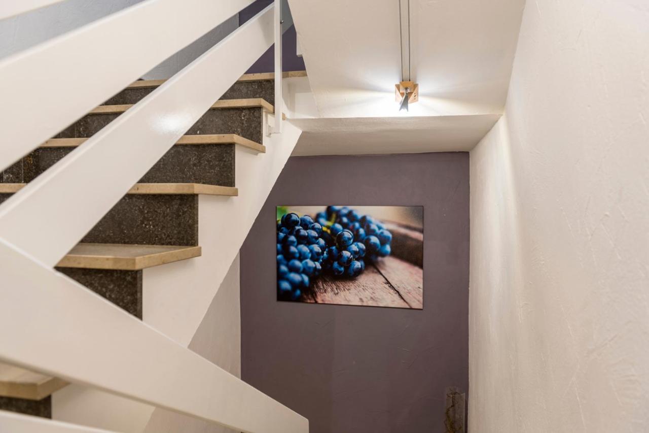Weinbau Frank Schoenig Sommerhausen Ngoại thất bức ảnh