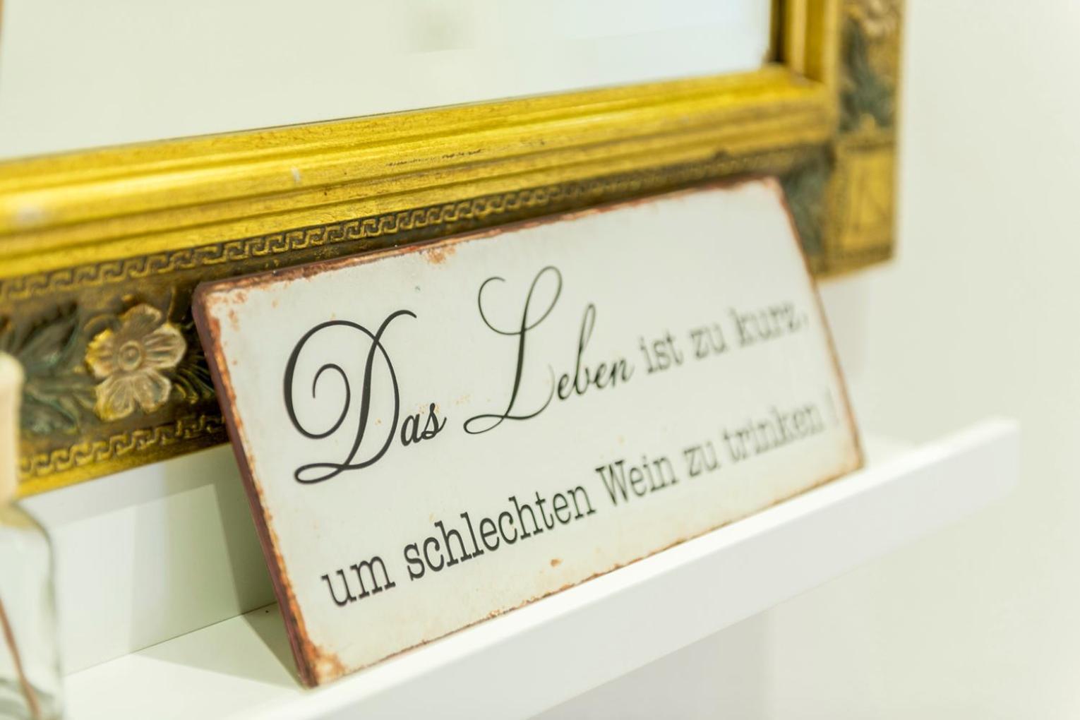 Weinbau Frank Schoenig Sommerhausen Ngoại thất bức ảnh